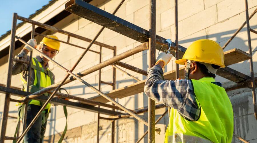 Professional fairlawn roofing services in Lockridge, IA